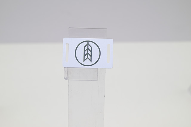 買(mǎi)布送貴賓卡，兩塊劣質(zhì)布騙走800元